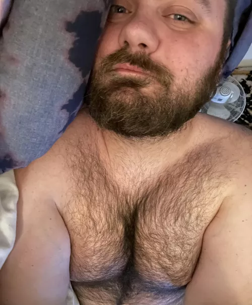 Craving man cuddles by tncurious