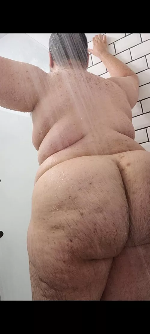 Craving some attention by Slightly_Askew22