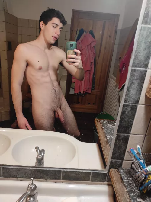 Craving some daddy cock rn😩 by eggsy_is_cute