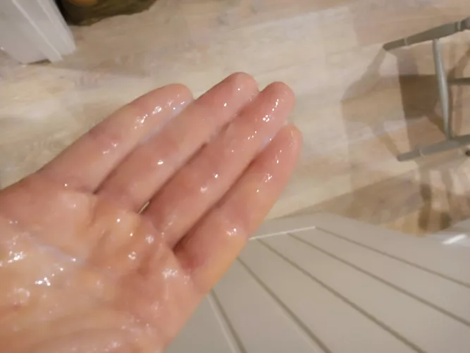 Creaammyy wet psusy nectar!! by velvetybring