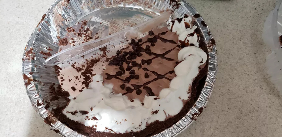 Cream pie by DestructorDeFurros