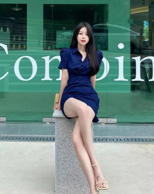 Crossed legs by Majestic_Painter8660