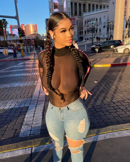 Crossing the street by healthyfreaky