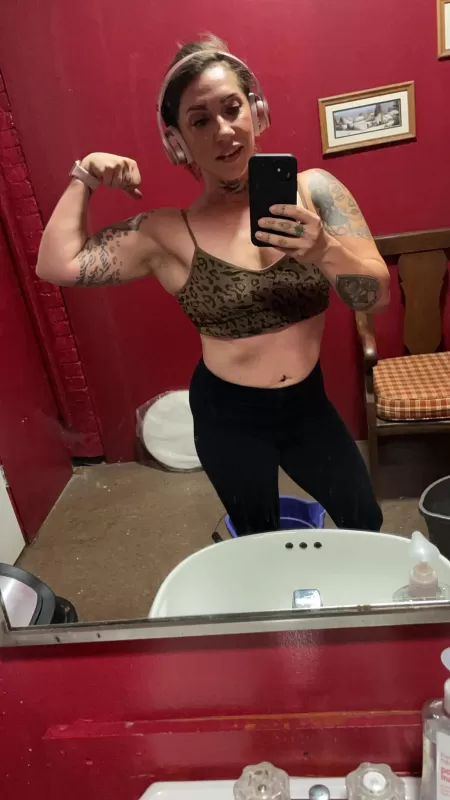 Crushed my second leg day this week, what did you train today!? by WorkOutKitty