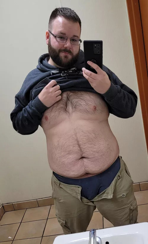 Cubbys feelin it today 🤓 🐻 by Edmcub