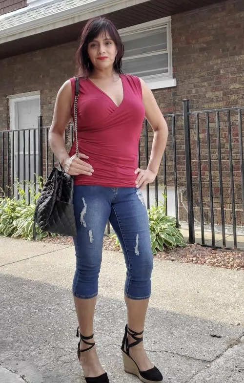 Cucks big tit mom by cuckbully_