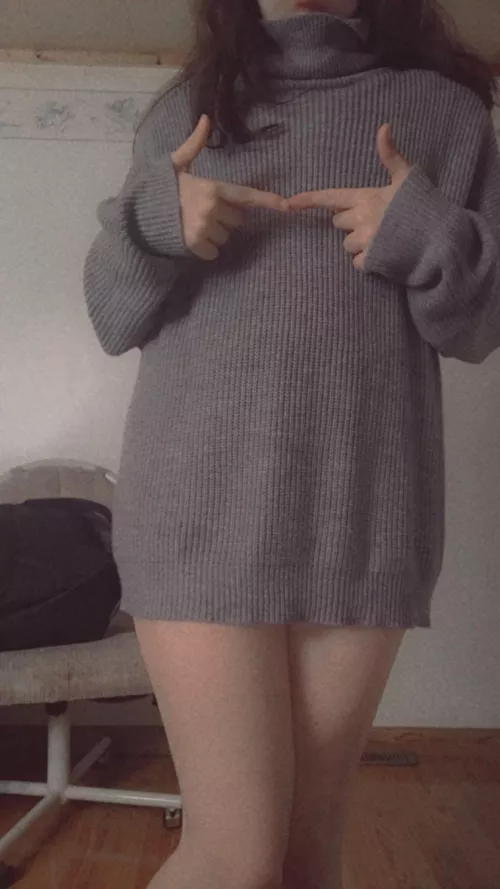 Cuddle with me?👉🏻👈🏻 by depressed_dank