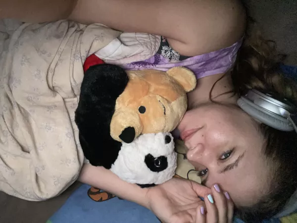 Cuddling after a long day is so important!!! by littlejessielove