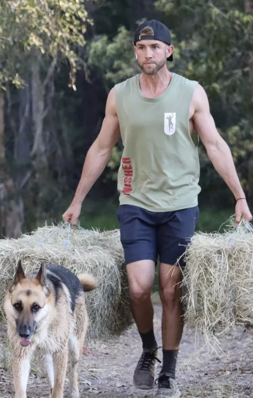 Cue back problems by kay_zo