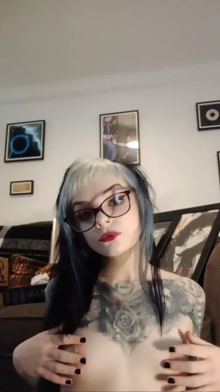 Cum all over my face 🖤 by PixxiGrrl_