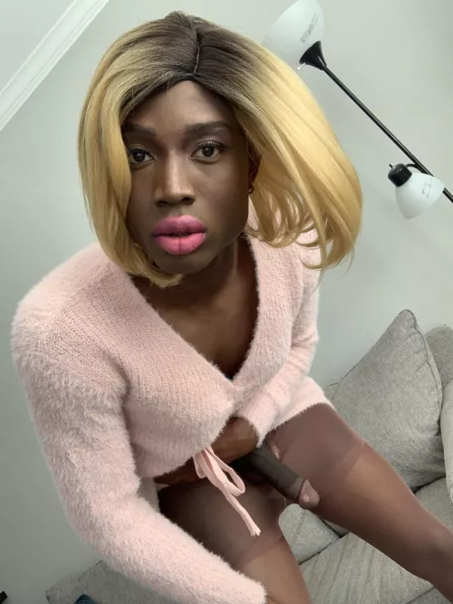 Cum be my guest by Itsvaleriemay