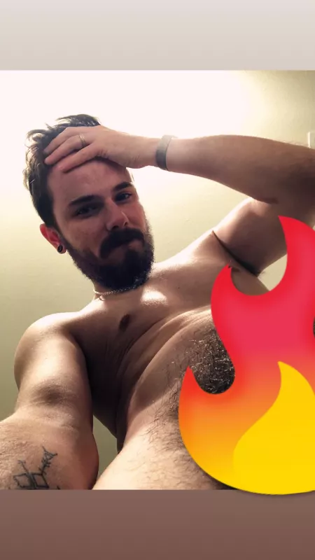 Cum bury your face in my dark hairy bush 🔥😈 by trentadric