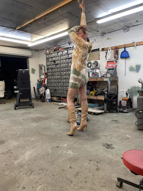 Cum check out my free OF. 6’1 tatted 44F redhead by TallSexyred43