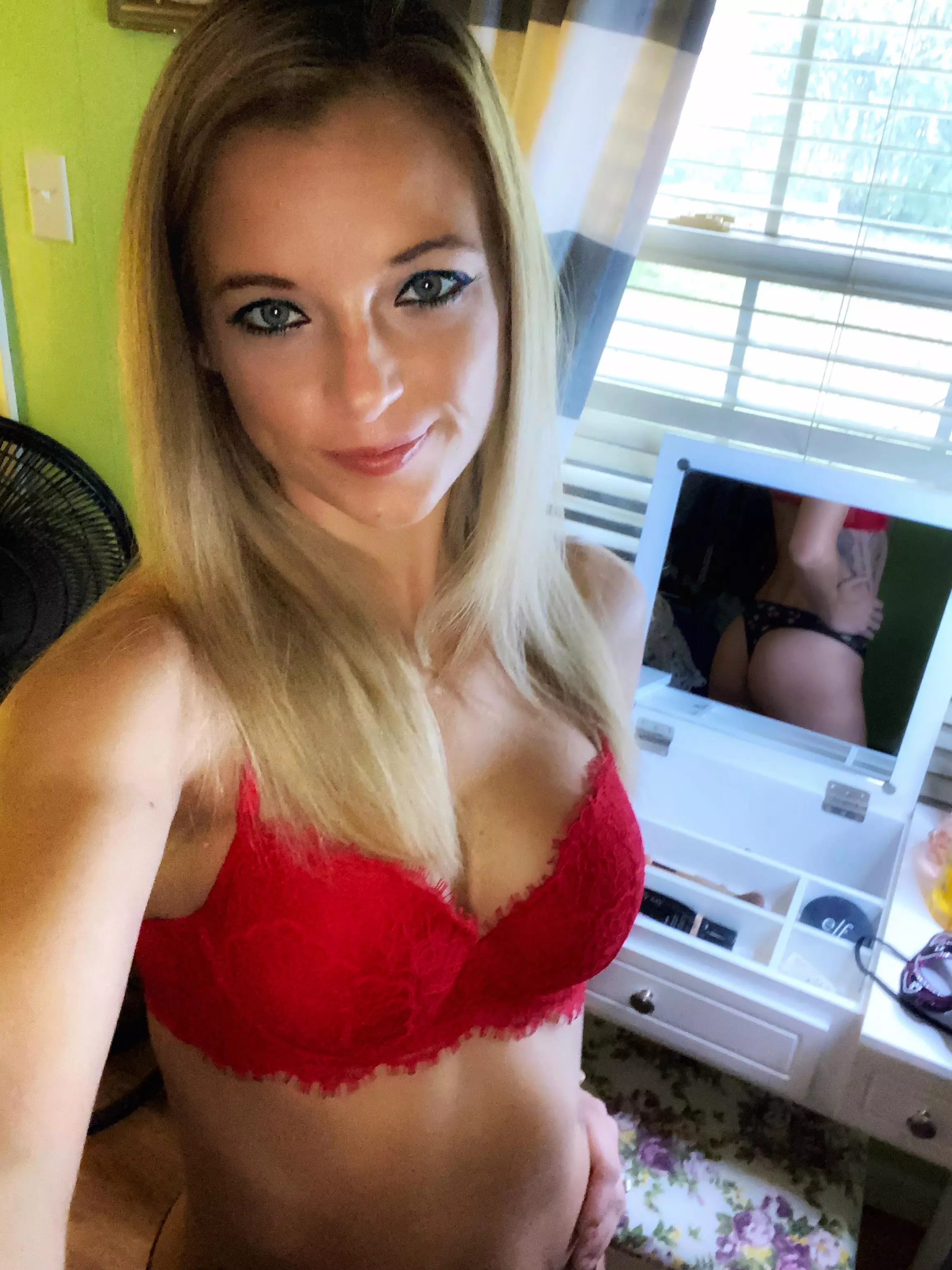 Cum check out my FREE page today! If you like MILFs, you’ll love me😈💦😘 posted by Pure-Caregiver-5863