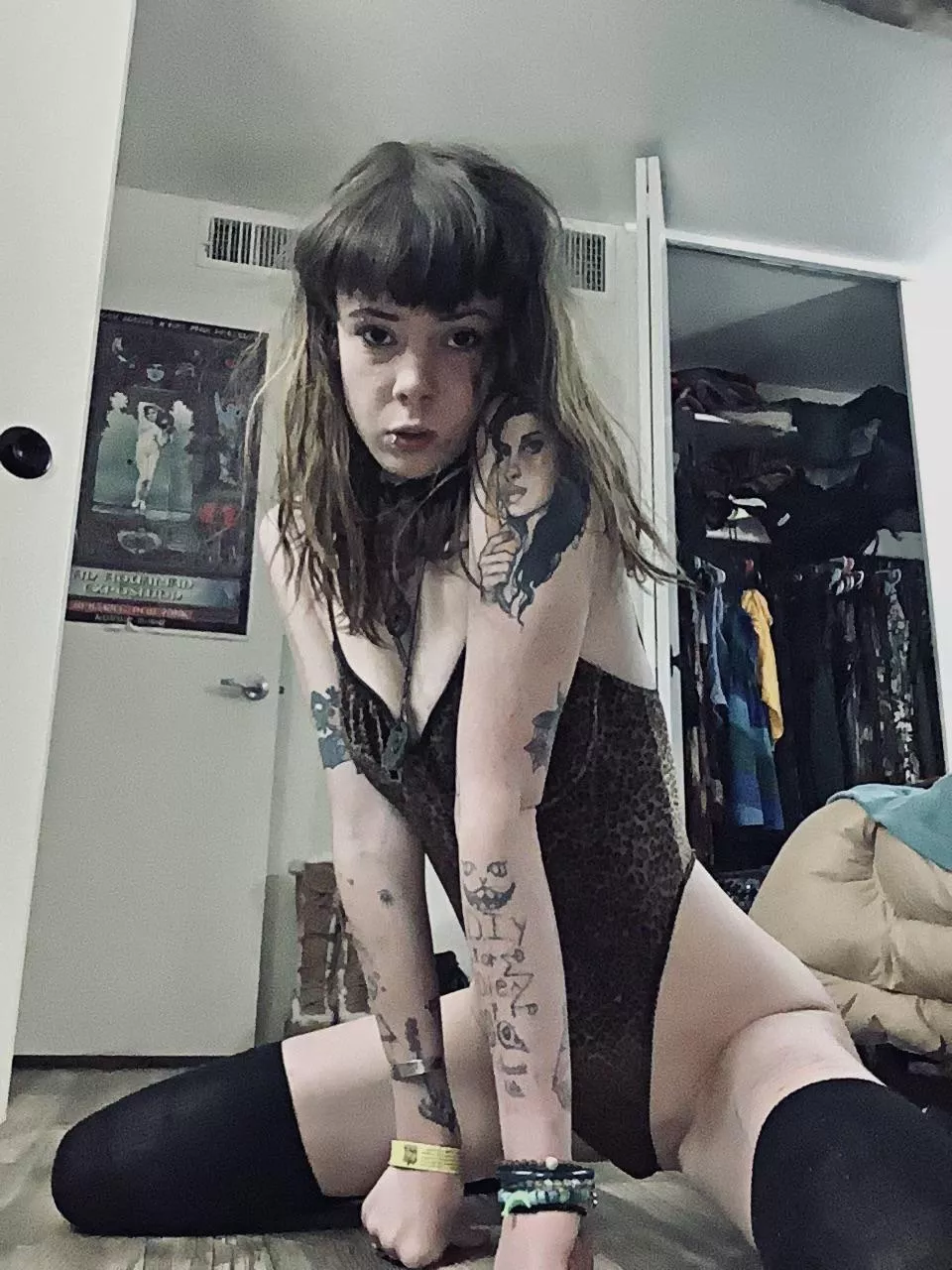 💸😈 Cum closer, puppy… I want to drain you. 😈💸 info down below 😉⬇️ [selling] posted by iambabalon