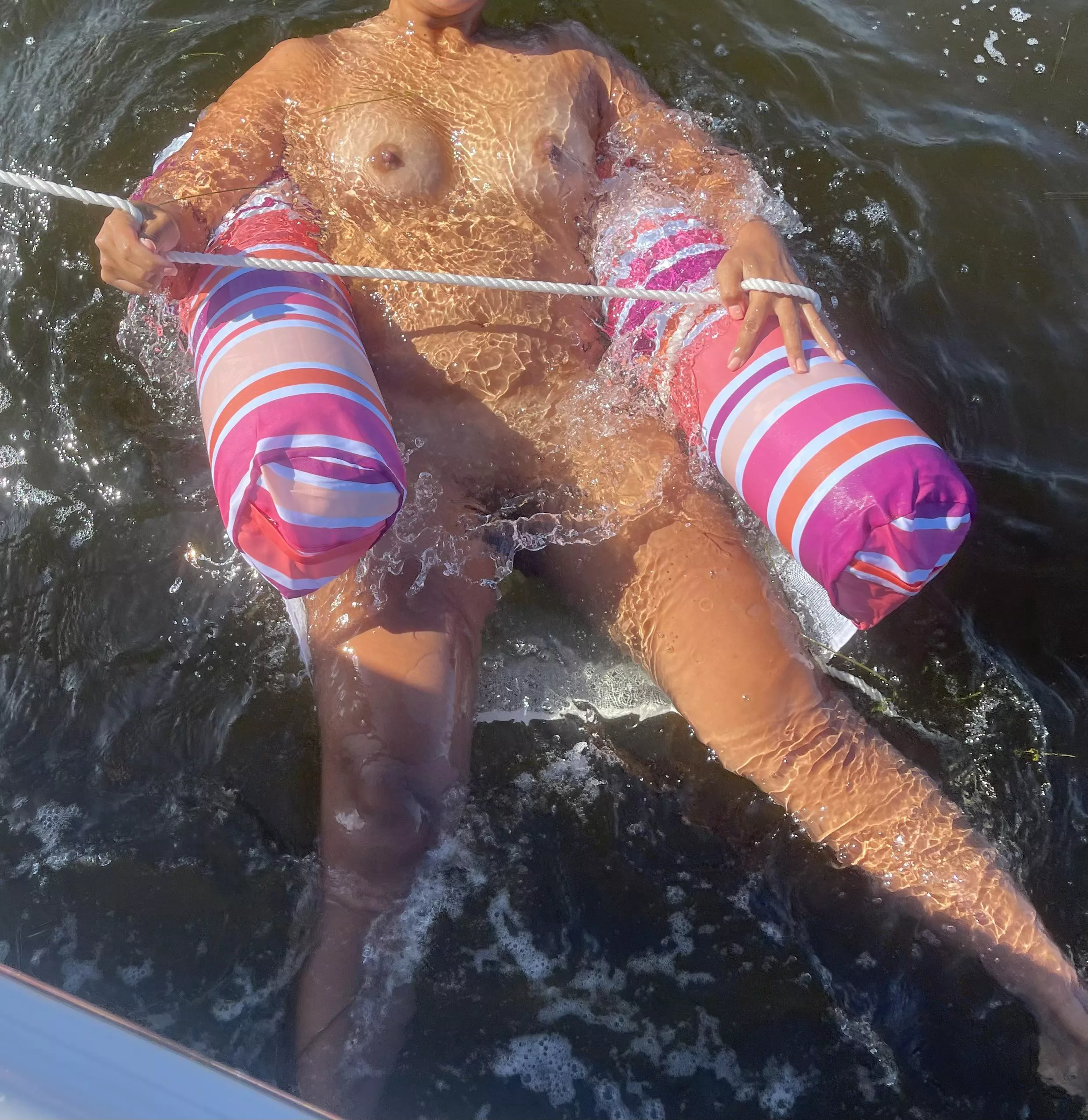 Cum float with me posted by KissedByTheSun_Asian