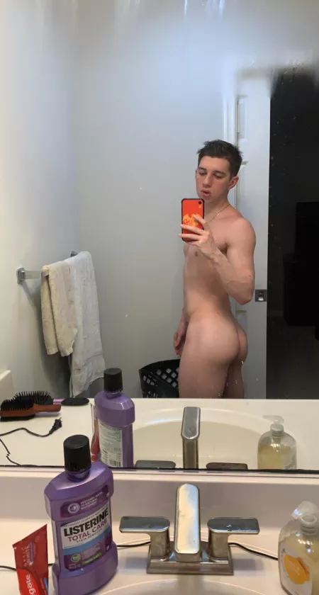 Cum get a bite by Gemalani