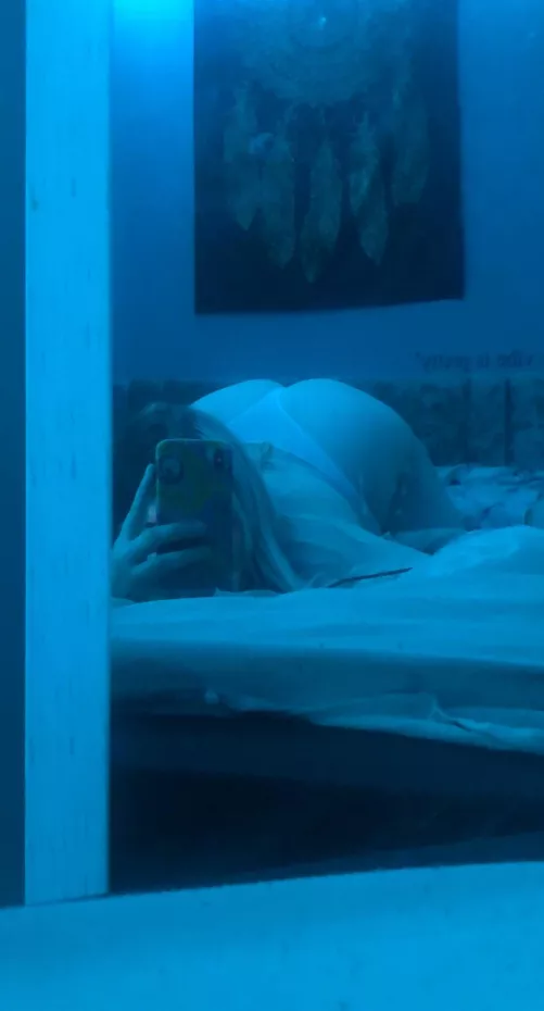 cum get behind it 🥰 by cbabyxratedd