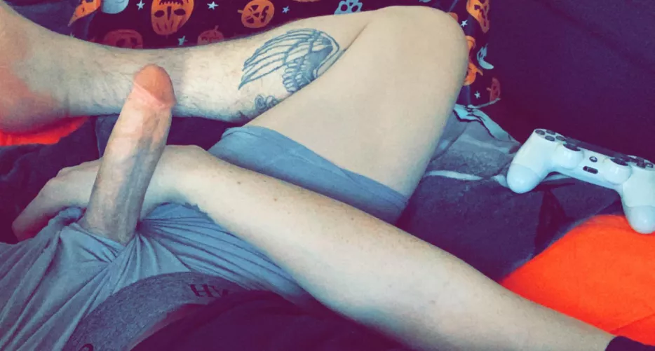 Cum get comfy with me in my giant beanbag 😈 by basic_cancer