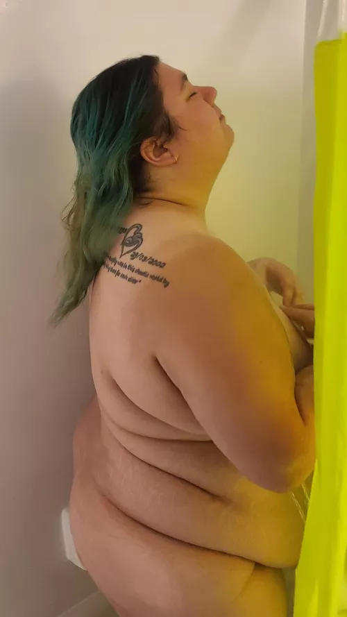 Cum get hot, wet and naked with me! by Lovely_Lexii778