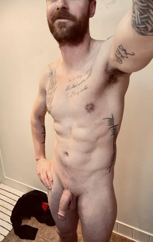 Cum get me hard with the wifey and let’s have some fun 😈 by _RedsDelight_