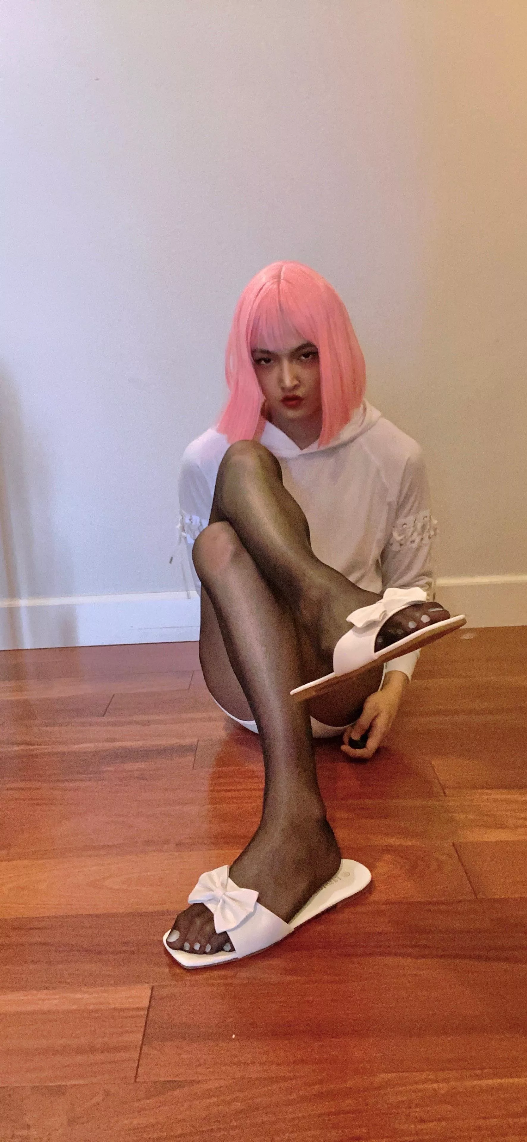 Cum have a taste 😋 posted by Kristens_Feet