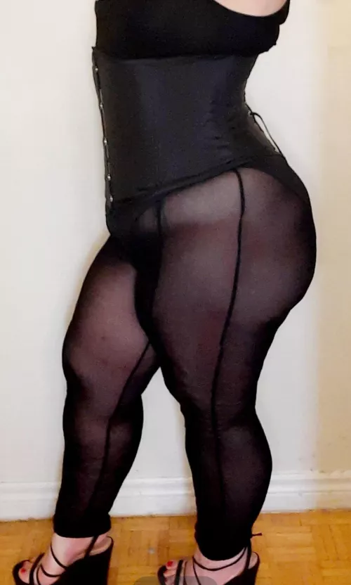 Cum in 2022 with this Kinky Big Booty BBW Bombshell MILF ðŸ”¥ $6.69 (NO PPV) for a buttload of Anal, Squirting ðŸ’¦, Toys, Solo, B/G, Lingerie+ content! And more fun to cum in the New Year! Ask me about EXTRAS. Cum play with me ðŸ’‹ OnlyFans link below ð by MorticiaFreak