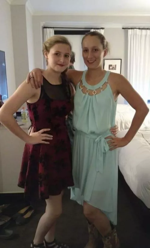 Cum in green or red first by dodgeman55