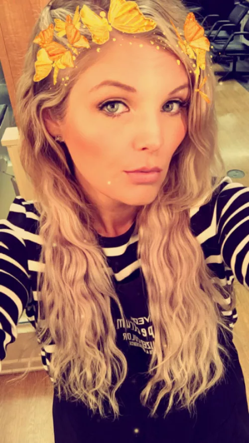 Cum on her face please! by ddkkhdd