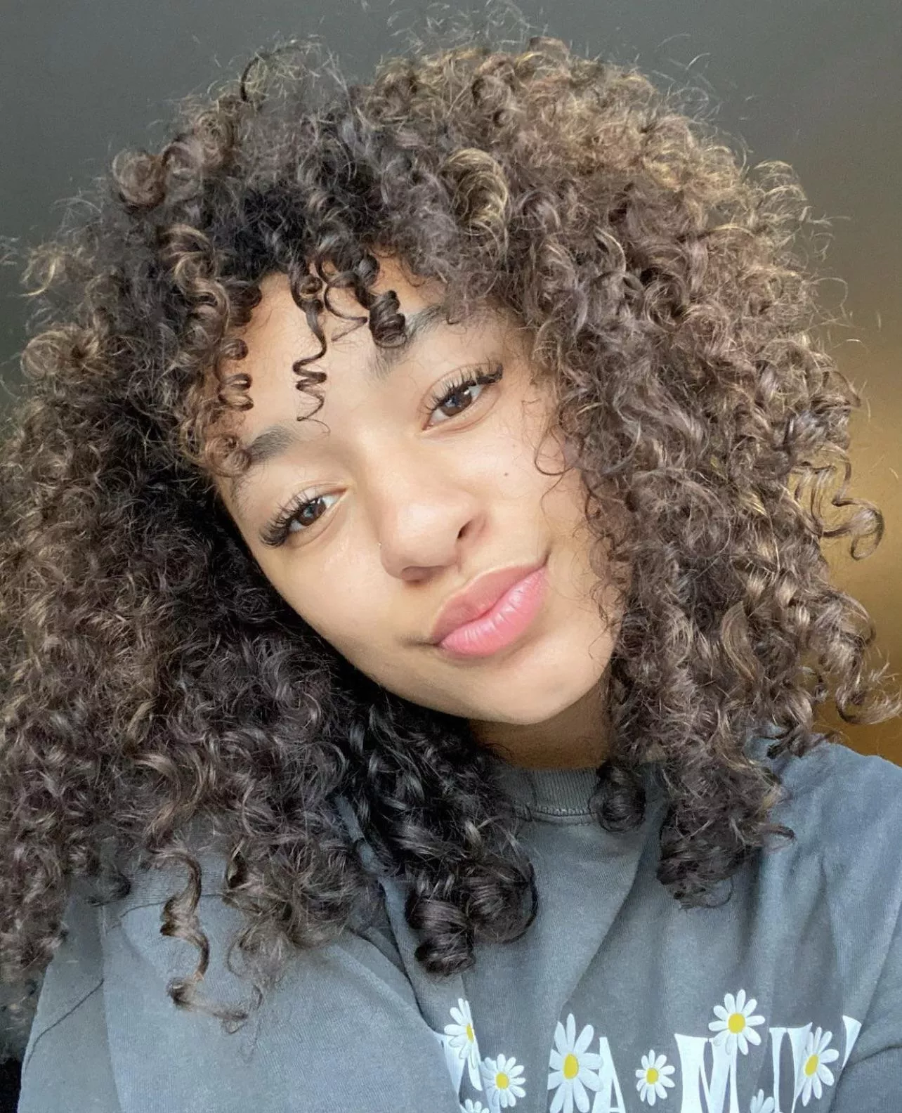 Cum on her pretty face for an amazing reward 😤 kik jessse56 posted by Jessse56