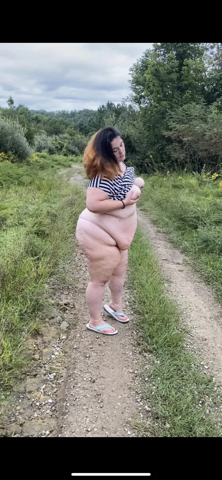 Cum play with me on this trail ;) by bigtittyskyla