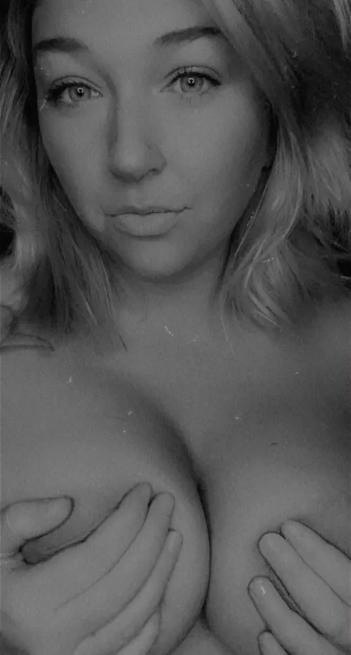 Cum see it all & more -> link in comments ❤️ by CStarrXo7