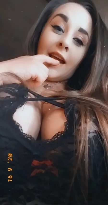 Cum see me babe by Ohsobusty