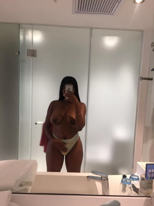 Cum suck my tits baby by Ebonybaddiee