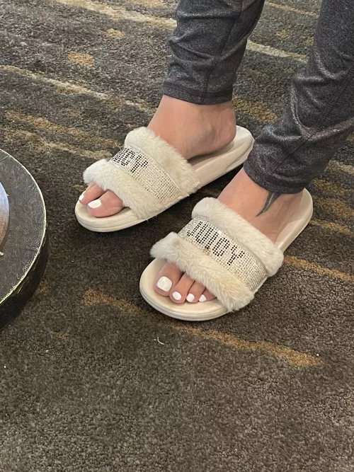 Cum take my slides off and lick my feet (OC) by Princessmilffeet