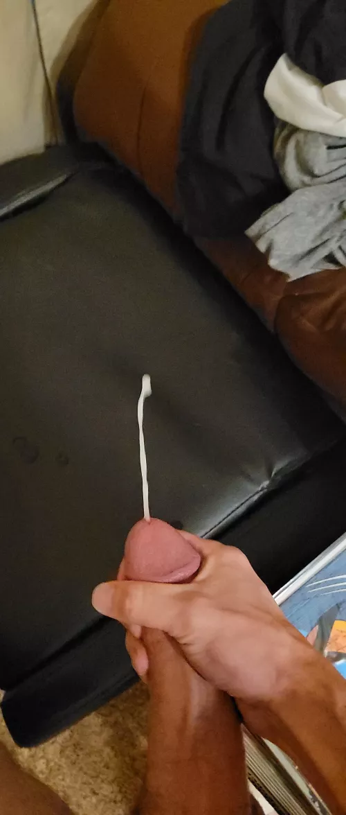 cumming in for a landing by CainHartwell