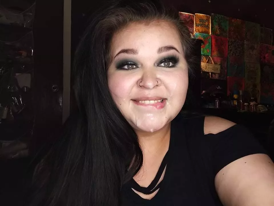 Cumshots make her smile [OC] posted by MooseNBunny