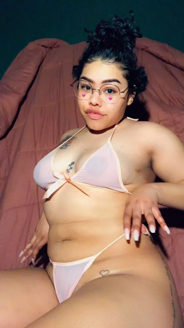 Curly girl 💝! posted by Blakie222