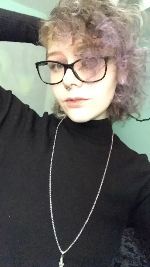 Curly hair don’t care by fruityp3bblz