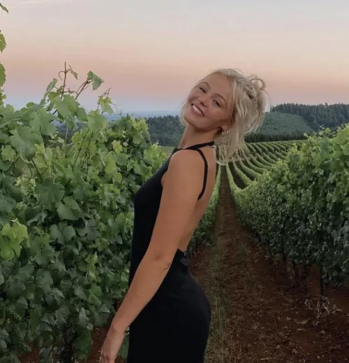 Curves (IRTR) by FewRepresentative402