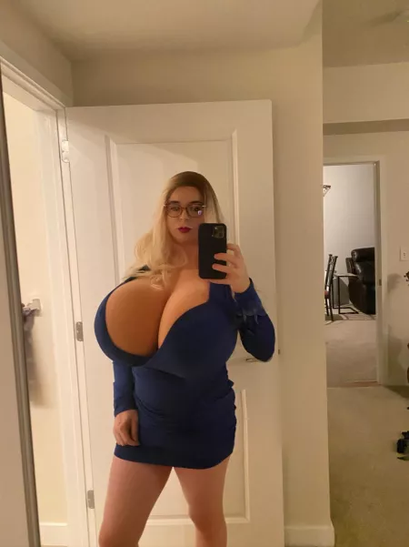 Curvy baby -Chelsea.star777 by Chelseastar777