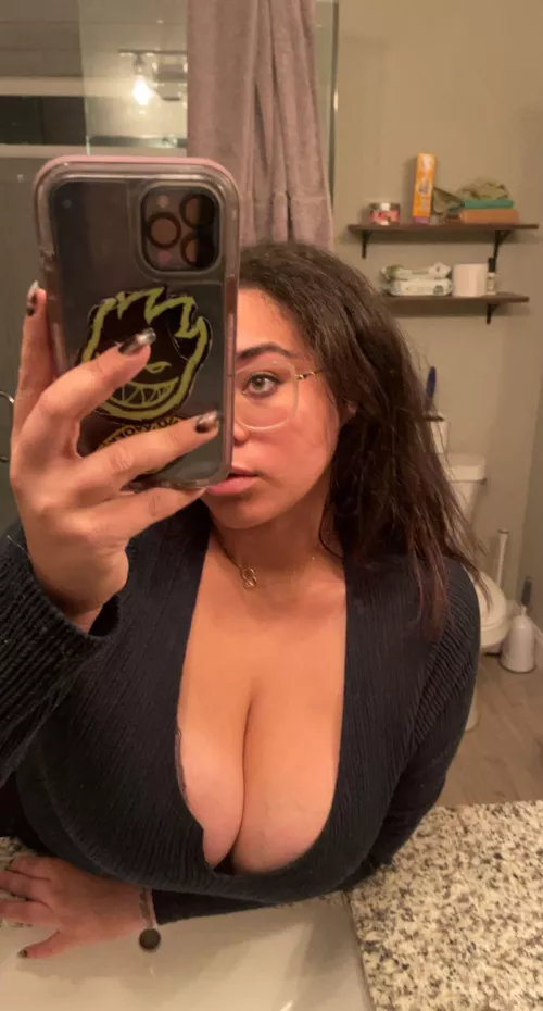 curvy girl outings by bumblebeece