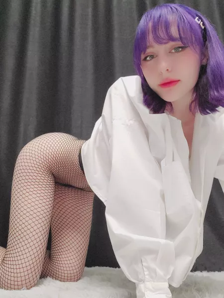 Cute babe by Tulpina