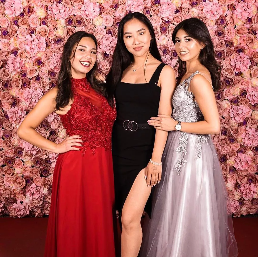 Cute beauties posted by [deleted]