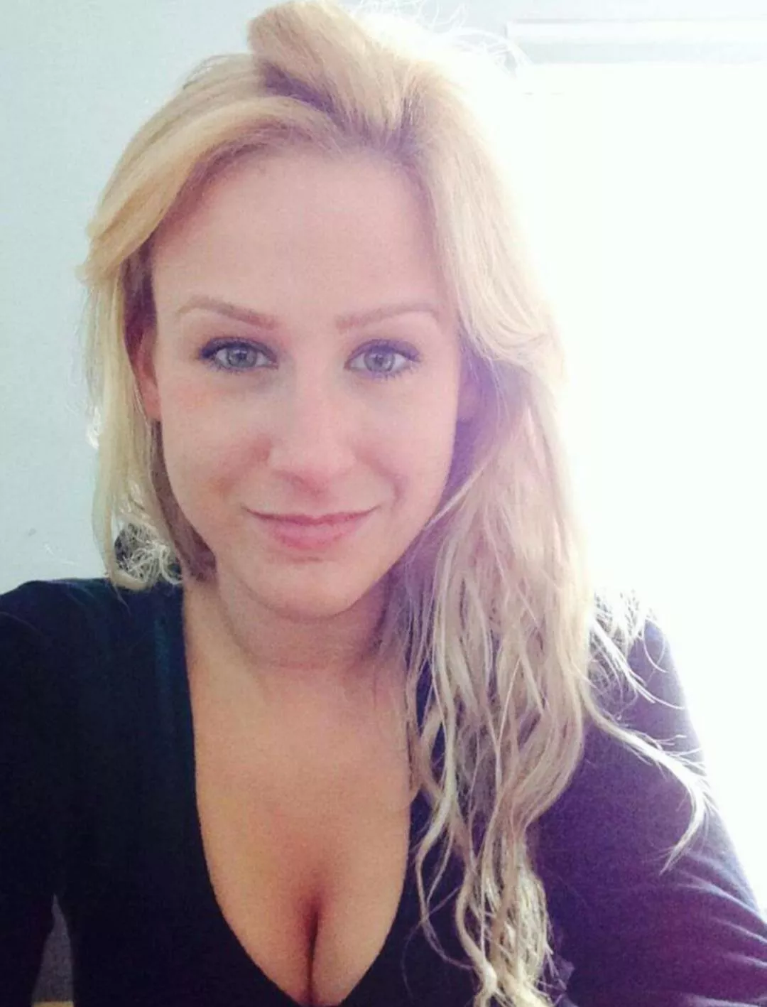 Cute Cleavage posted by justabigtittylover