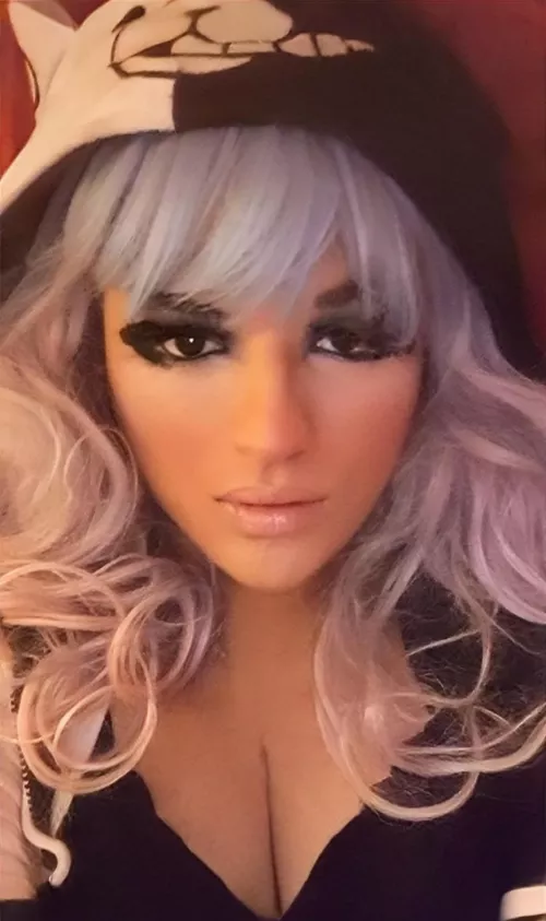 Cute? by SabinaFemBoy