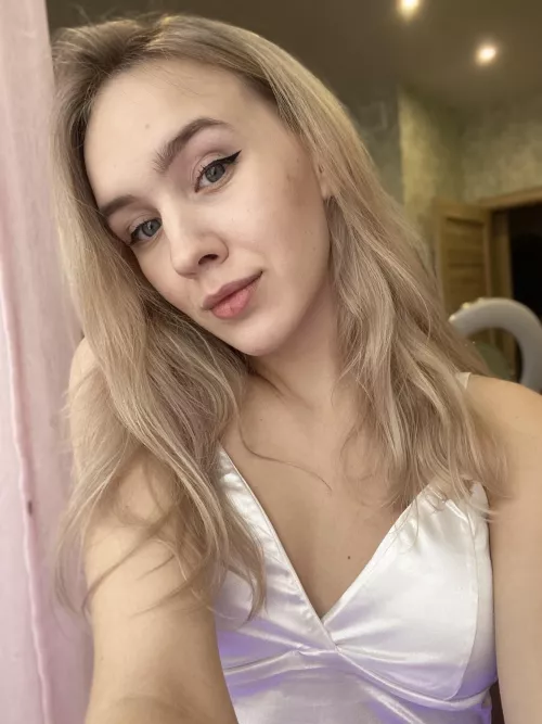 Cute enough to be your girlfriend?🤍 by emilyca1