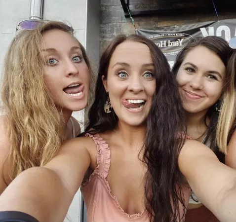 Cute faces by Confident-Bell2560