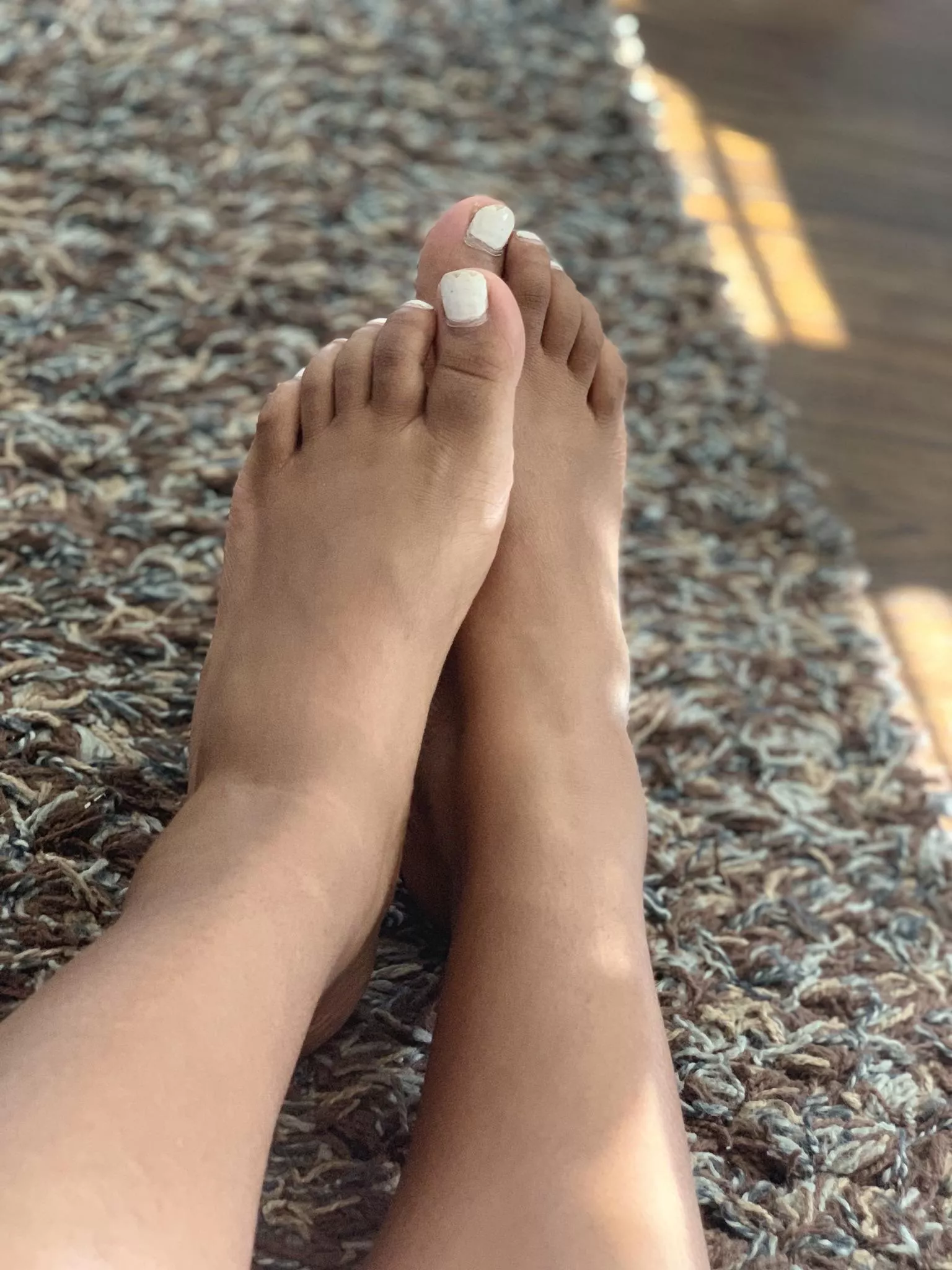 Cute feet for Daddy🥰 $ DM for more posted by 4evatete