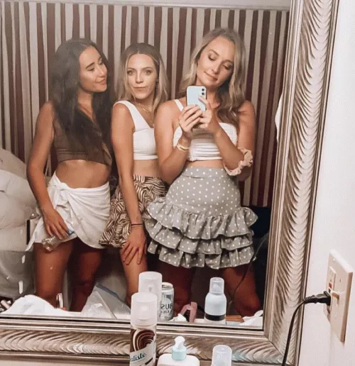 Cute friends by NoNoMobiusStrip